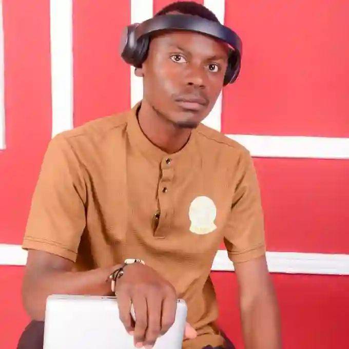 Delvin Onyango - DJ in Remote